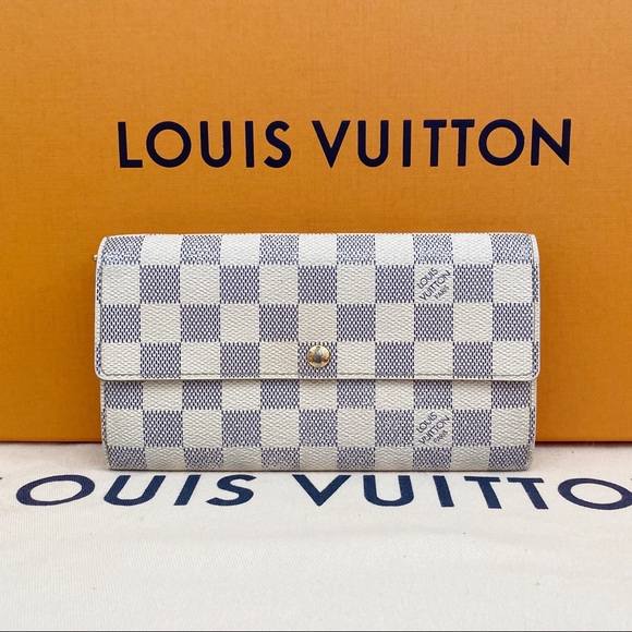 Louis Vuitton Handbags - ❤️✨SARAH WALLET❤️✨ Louis Vuitton Damier Azur Auth!